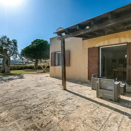 Riva Blu Complex شقة
